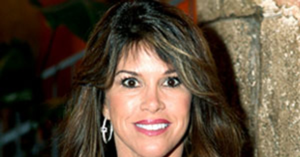 Real Housewives Of O C S Lynne Curtin Booted By Bravo